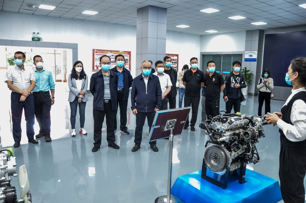 昆明市人大常委会相关向导到尊龙人生就是博首页动力开展调研