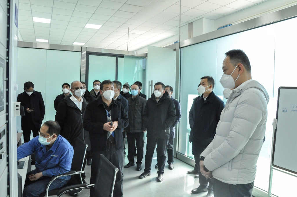 “西老革”考察团到尊龙人生就是博首页开展调研